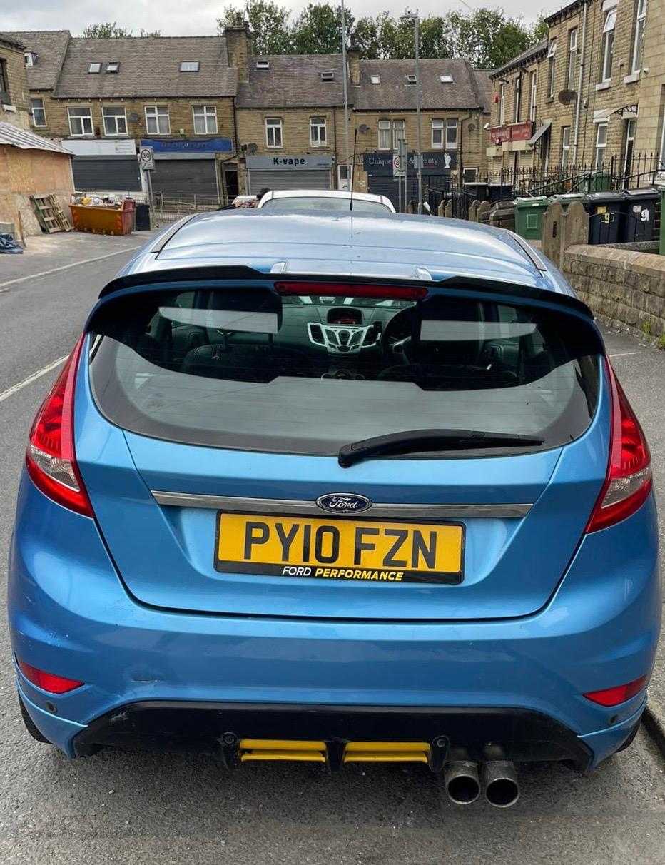 Ford Fiesta Zetec 1.6 TDCi – Ford Fiesta